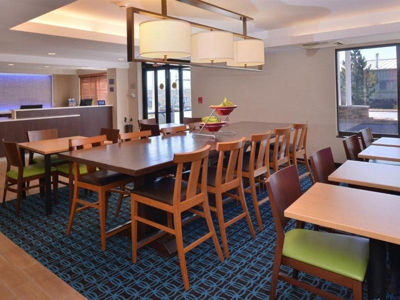 Fairfield By Marriott Rochester Henrietta/University Area Εξωτερικό φωτογραφία
