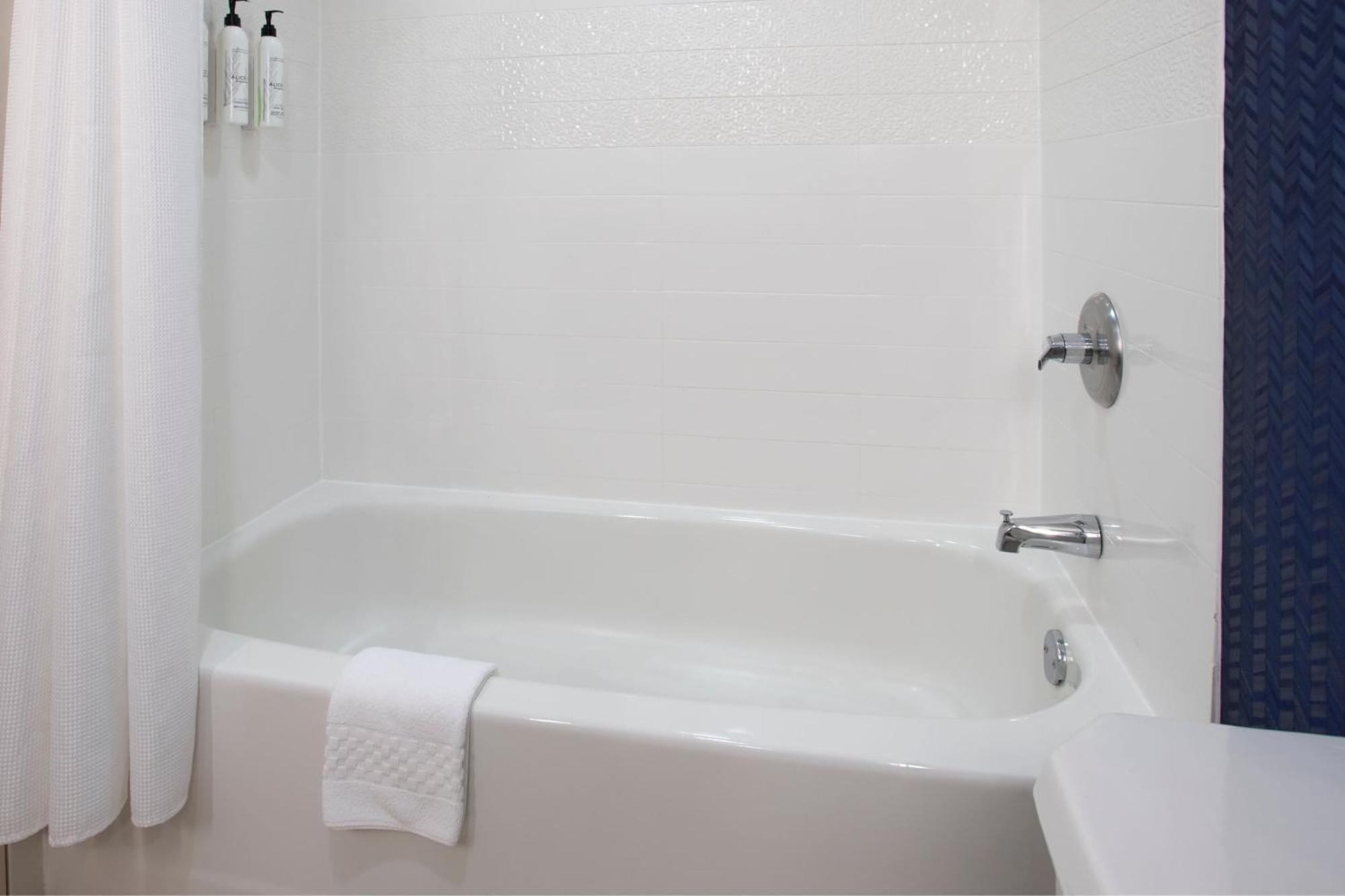 Fairfield By Marriott Rochester Henrietta/University Area Εξωτερικό φωτογραφία