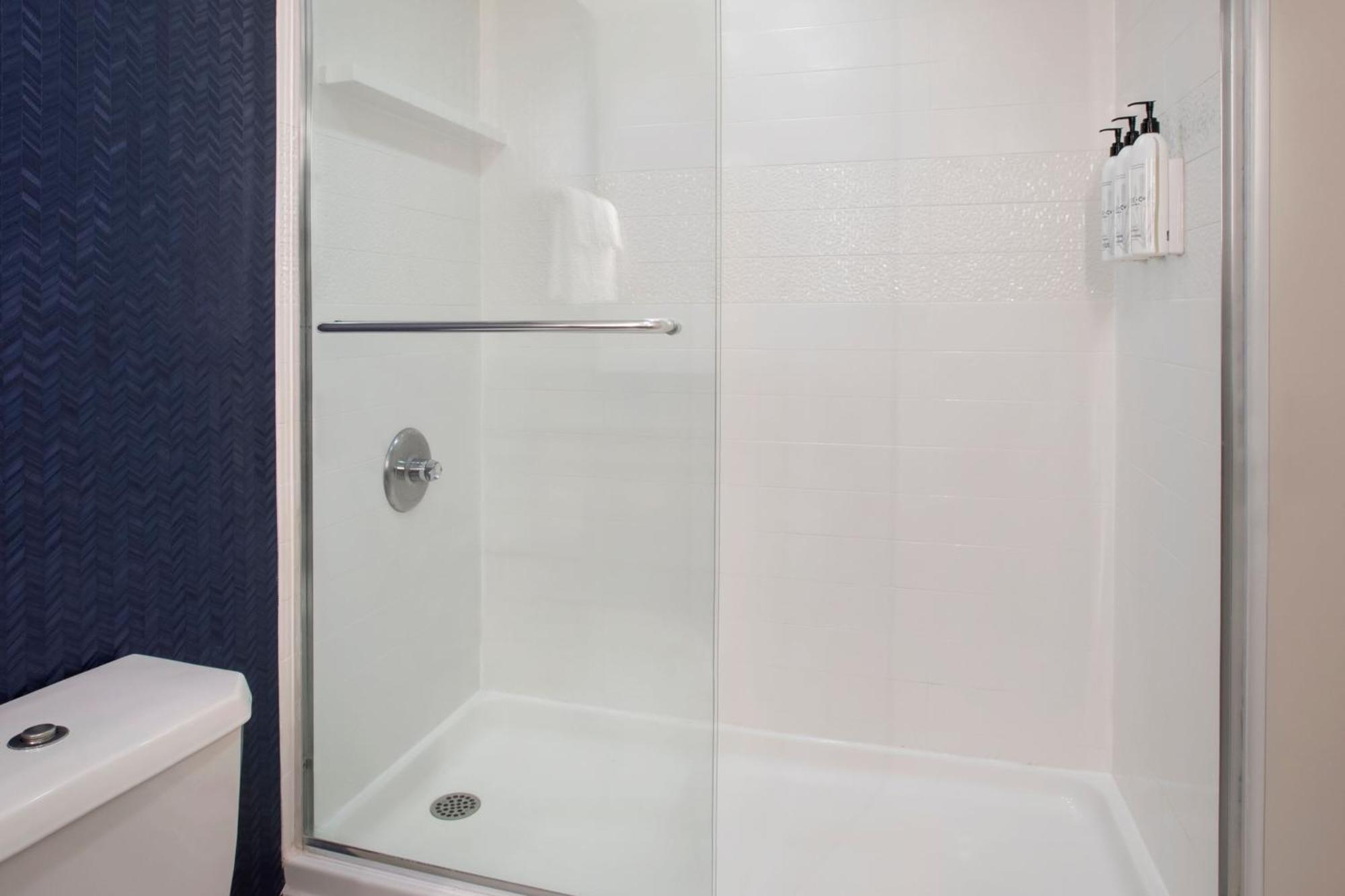 Fairfield By Marriott Rochester Henrietta/University Area Εξωτερικό φωτογραφία