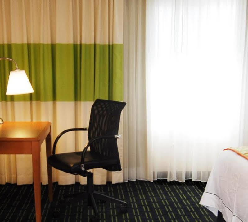 Fairfield By Marriott Rochester Henrietta/University Area Εξωτερικό φωτογραφία